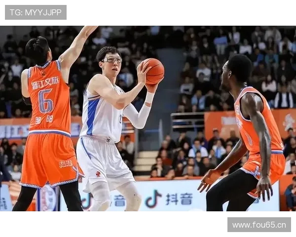 北京末节发力胜浙江 周琦麦基程帅澎表现亮眼